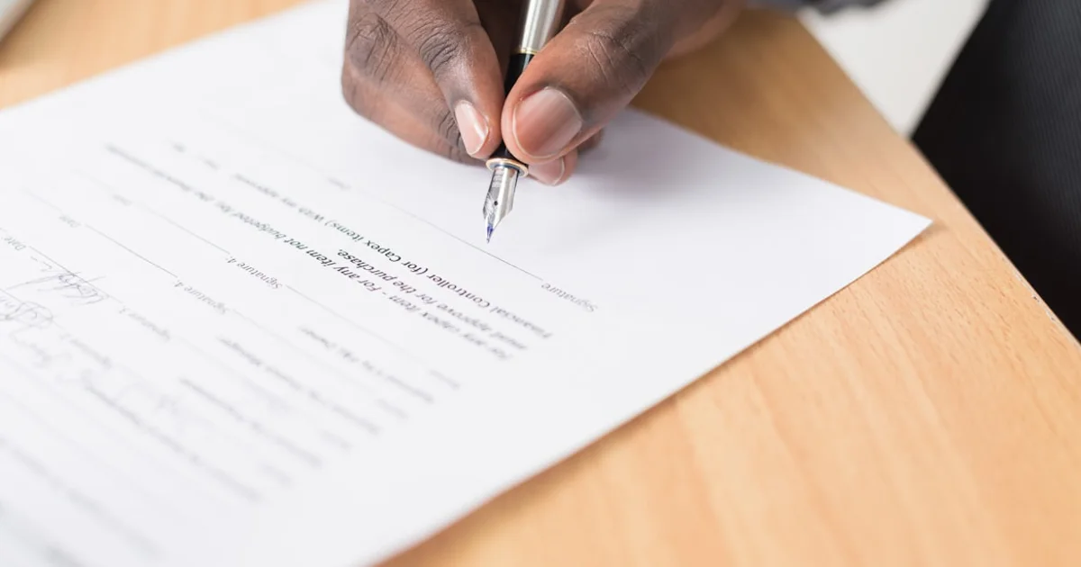 What to Look for in a Wedding Vendor Contract