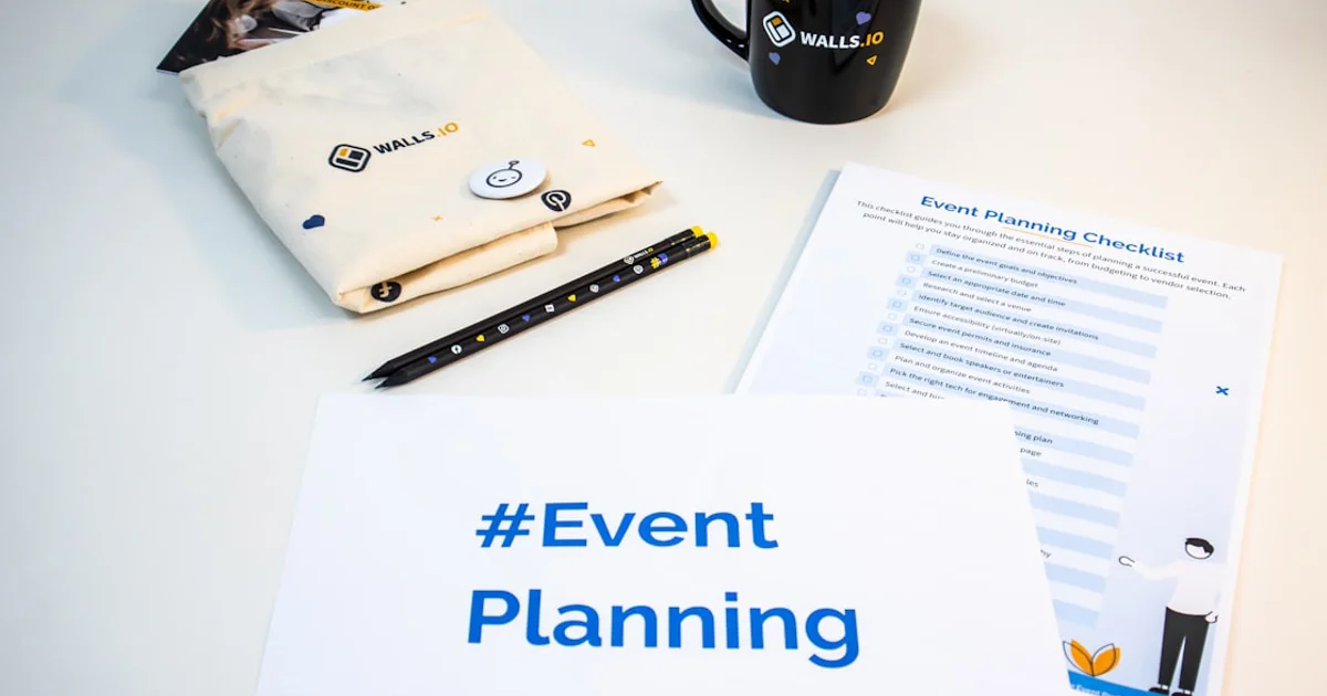 The Wedding Planning Checklist: What to Do and When